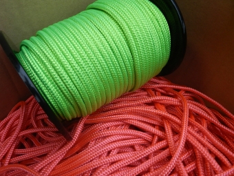 polyester/6mm/50mtr.                            fluor-roze